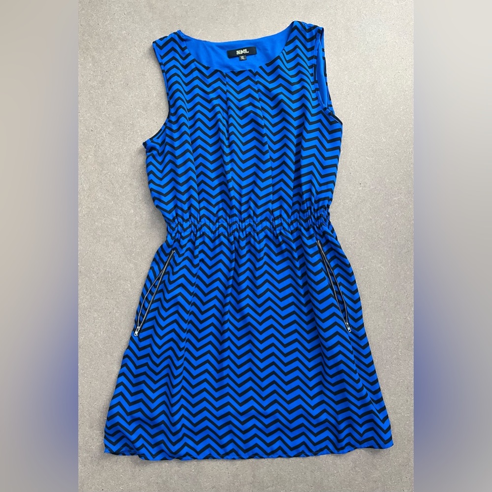SML Women’s Blue and Black Zig Zag Dress
